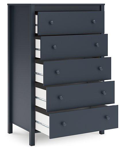 Simmenfort Chest of Drawers