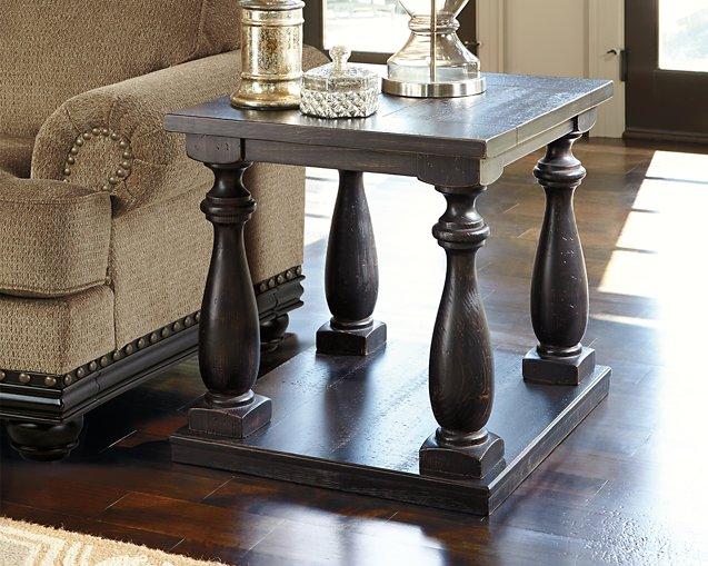 Mallacar End Table